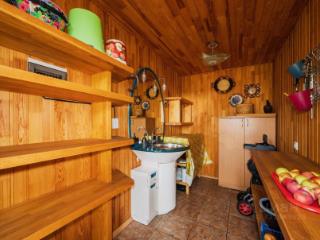 3-этажный дом, 194.8 м², 10 соток