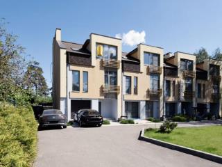  таунхаус, 240 м², 3.9 сотки