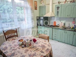  дом, 178.8 м², 18 соток