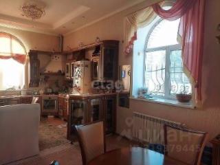 3-этажный дом, 300.7 м², 12.75 соток