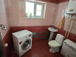  дом, 223 м², 14 соток