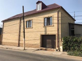 2-этажный дом, 200 м², 2 сотки