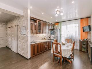  дом, 172 м², 21 сотка