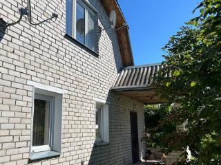  дом, 140 м², 30 соток