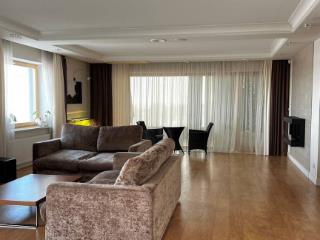 5-комн. квартира, 394 м², 6/6 этаж