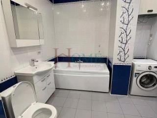 2-комн. квартира, 82.6 м², 4/16 этаж