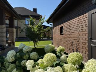 2-этажный коттедж, 218.5 м², 15 соток