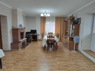 3-этажный дом, 263.4 м², 10 соток