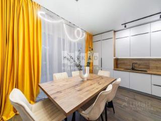 3-этажный дом, 160 м²