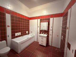 1-этажный дом, 1231 м², 28.43 соток