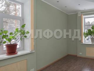  дом, 340 м², 7.6 соток