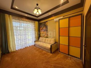 1-этажный дом, 1231 м², 28.43 соток