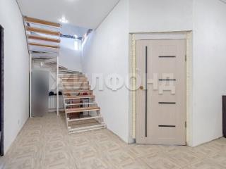  дом, 240 м², 7.2 соток