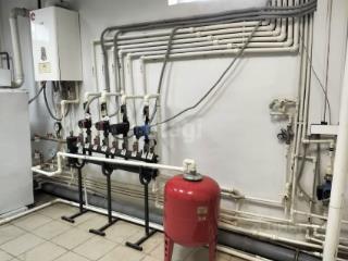 3-этажный дом, 500.3 м², 10.4 соток