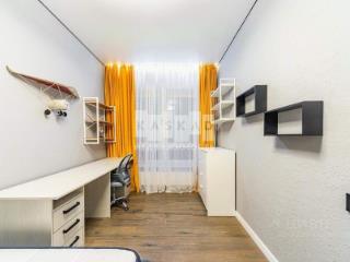3-этажный дом, 160 м²