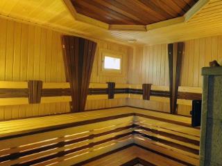  коттедж, 700 м², 48.9 соток