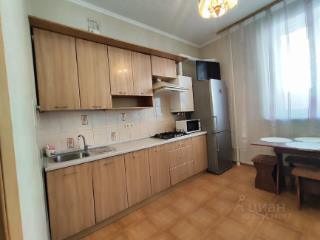 2-комн. квартира, 70 м², 6/11 этаж