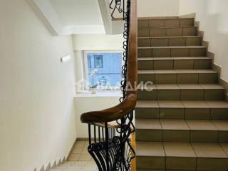 3-комн. квартира, 139.4 м², 4/5 этаж