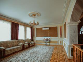 4-этажный дом, 539 м², 8 соток