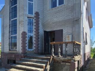 2-этажный дом, 330 м², 10 соток