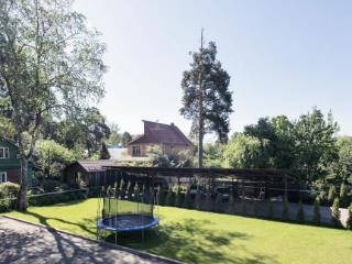  таунхаус, 240 м², 3.9 сотки