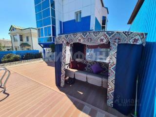 3-этажный коттедж, 230 м², 9 соток