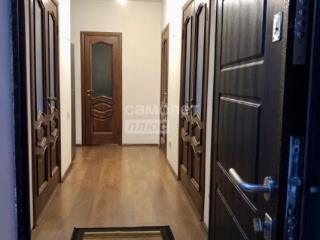 3-комн. квартира, 70 м², 2/5 этаж
