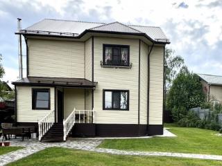  дом, 140 м², 7.5 соток