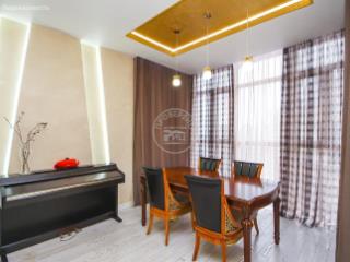 4-комн. квартира, 177 м², 20/24 этаж