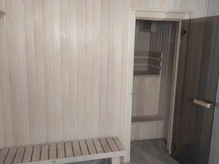  дом, 199.6 м², 9.68 соток