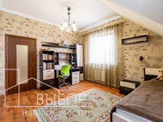 2-этажный коттедж, 261 м², 10 соток