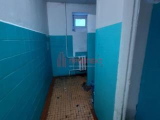 Комната, 272.7 м²