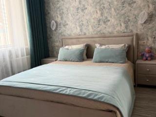 3-комн. квартира, 80.6 м², 2/10 этаж