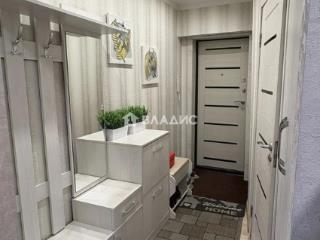 2-комн. квартира, 45 м², 1/5 этаж