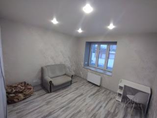 2-комн. квартира, 65 м², 2/19 этаж