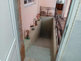 1-этажный дом, 180 м², 6 соток