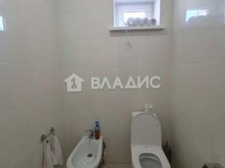 2-этажный дом, 240 м², 6 соток