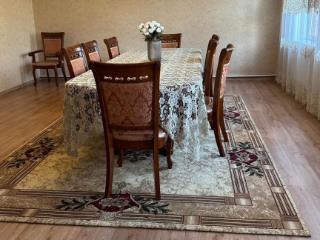  дом, 250 м², 20 соток