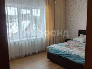  дом, 220 м², 8 соток