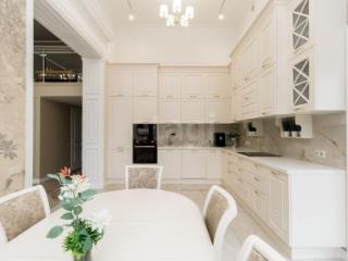 1-этажный дом, 184 м², 8.4 соток