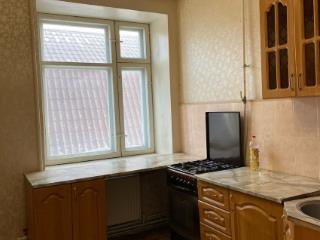 2-комн. квартира, 75 м², 2/4 этаж