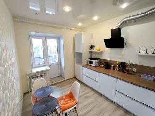 2-комн. квартира, 65 м², 6/9 этаж