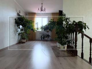  коттедж, 341.3 м², 6.5 соток