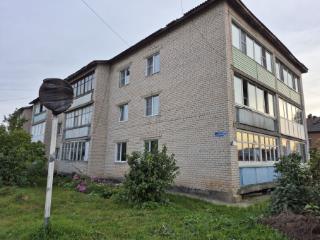 2-комн. квартира, 43 м², 3/3 этаж