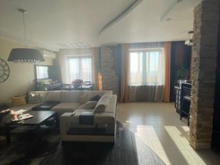 3-комн. квартира, 184 м², 17/18 этаж