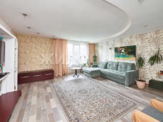  дом, 169.9 м², 7.46 соток