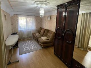  дом, 235 м², 8 соток