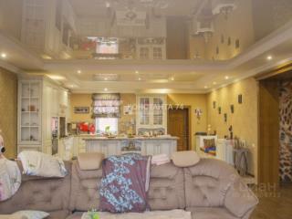 2-этажный дом, 373.7 м², 10 соток