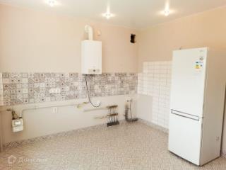 2-комн. квартира, 69.8 м², 4/10 этаж