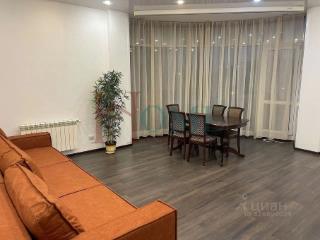 2-комн. квартира, 82 м², 4/16 этаж